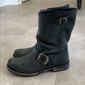 Frye boot